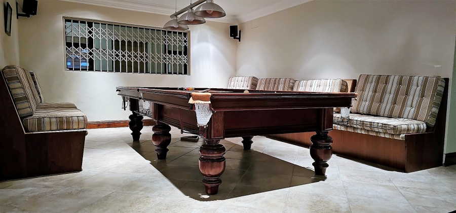7 Bedroom Property for Sale in Myburgh Park Western Cape